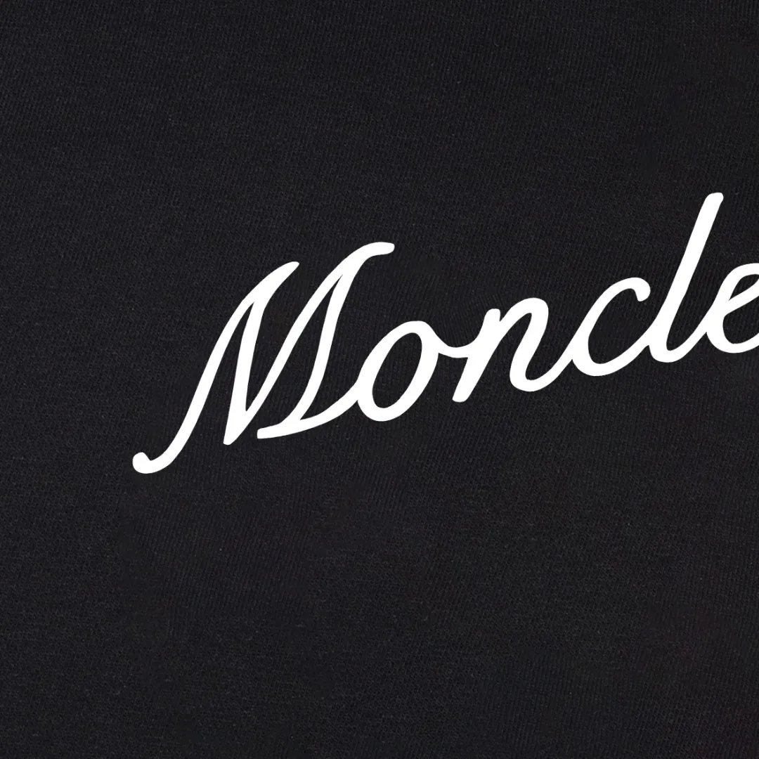 P80💰《Moncler~ 》 2026New Arrival Quality T ， , Versatile Quality ！ ‼ 32 250G ‼ ， ， ， ， T 🤪 Sizes：S-M-L-XL-2XL ：Black，White， Same Style